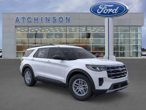 Used 2026 Ford Explorer Active image 7