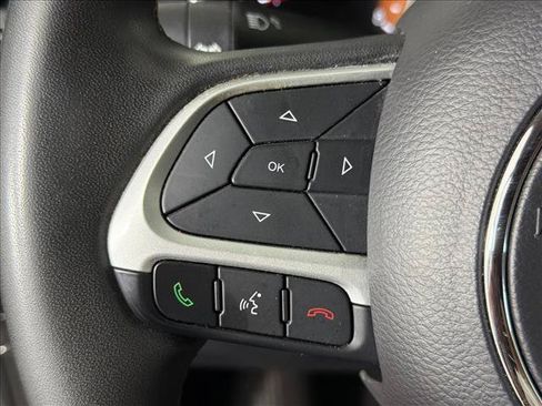 Used 2021 Jeep Compass Latitude FWD image 24