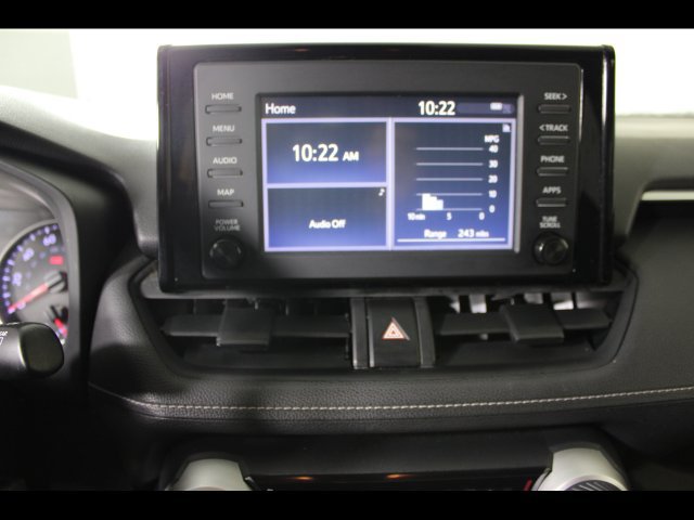 Used 2019 Toyota RAV4 LE FWD image 22