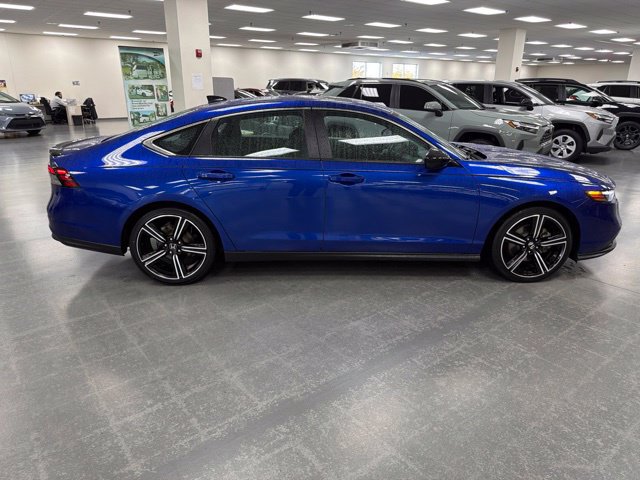 Used 2024 Honda Accord Sport image 8