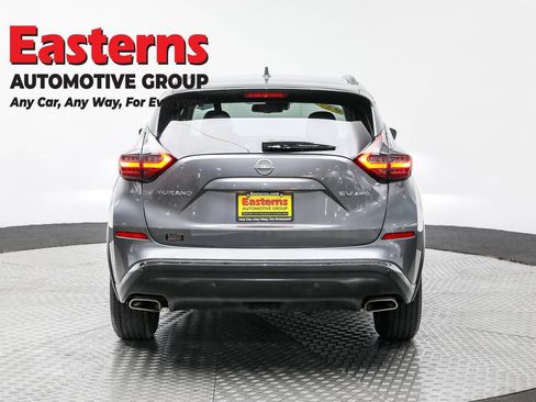 Used 2023 Nissan Murano SV image 6