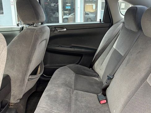 Used 2009 Chevrolet Impala LS FWD image 11