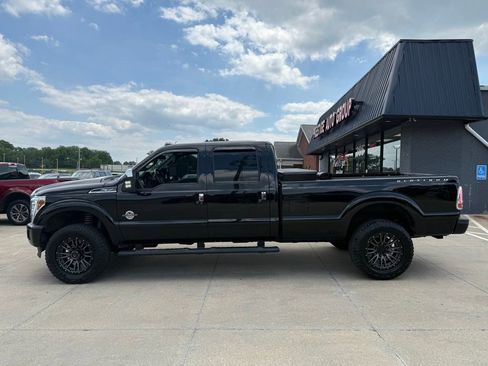Used 2016 Ford F350 Platinum w/ FX4 Off-Road Package AWD/4WD image 3