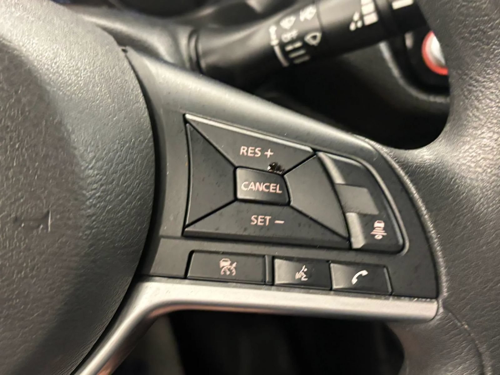 Used 2021 Nissan Kicks SV FWD image 41
