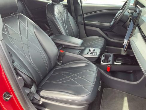 Used 2022 Ford Mustang Mach-E Select RWD image 32