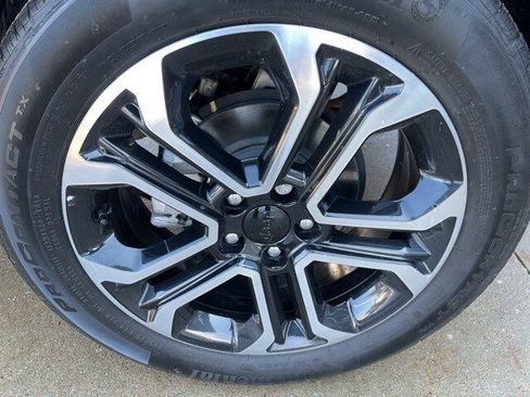 Certified 2024 Jeep Compass Limited image 10