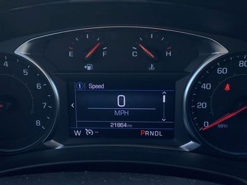 Used 2024 Chevrolet Equinox RS w/ LPO, Floor Liner Package image 9