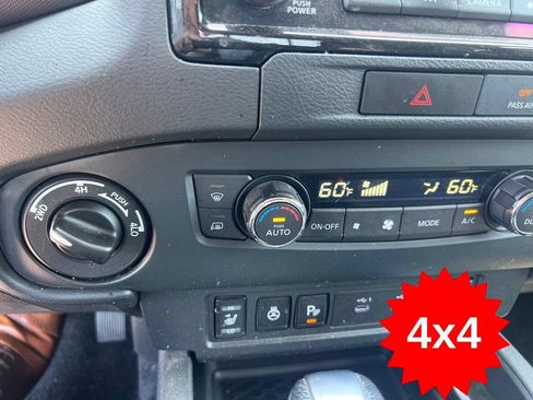 Used 2022 Nissan Frontier SV AWD/4WD image 15
