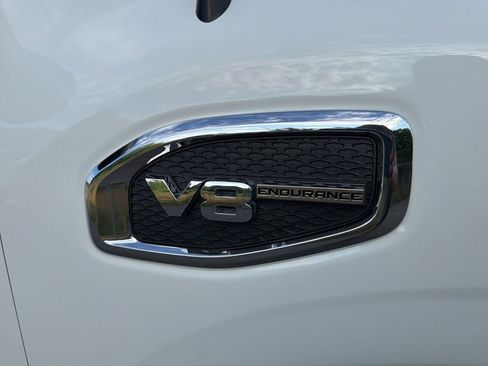 Used 2017 Nissan Titan SV AWD/4WD image 11