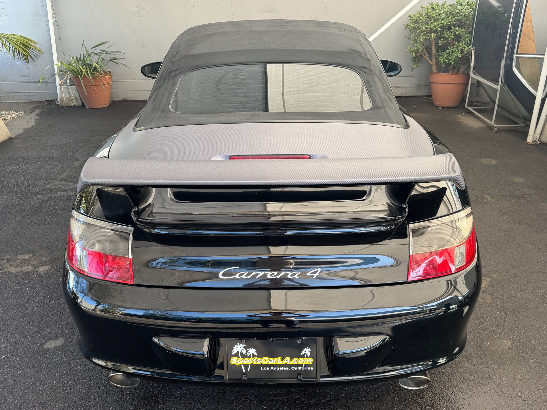 Used 2002 Porsche 911 Cabriolet image 6