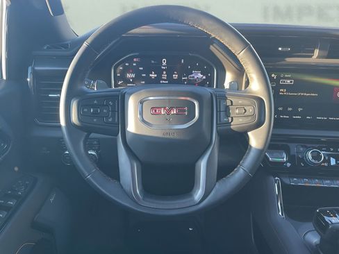 Used 2024 GMC Sierra 1500 AT4 w/ Technology Package AWD/4WD image 19