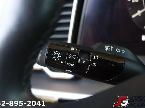 Certified 2023 Kia Sportage SX FWD image 28