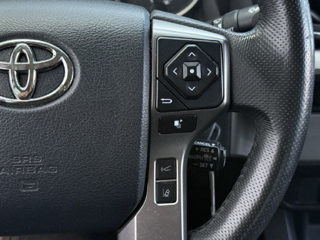 Used 2018 Toyota Tacoma SR5 RWD image 16