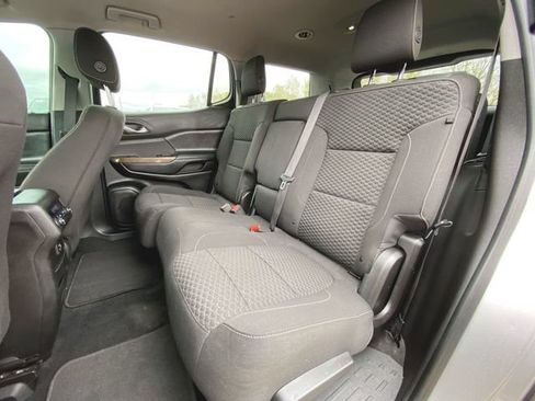 Used 2019 GMC Acadia SLE FWD image 23