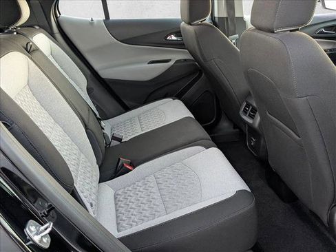 Used 2024 Chevrolet Equinox LS w/ Driver Confidence II Package FWD image 19