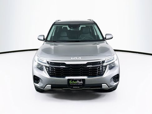 Used 2025 Kia Seltos S image 2