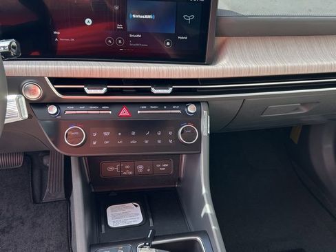 New 2026 Hyundai Sonata Limited image 9
