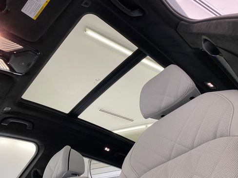 New 2026 BMW X7 xDrive40i w/ M Sport Package image 14