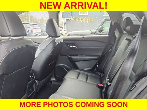 Used 2023 Nissan Rogue SV w/ SV Premium Package image 8