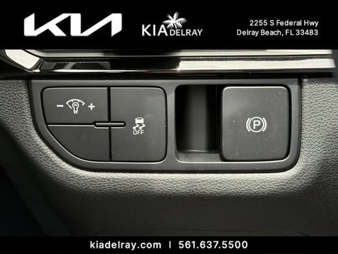 New 2026 Kia Sportage LX FWD image 23