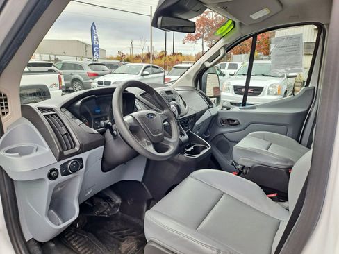 Used 2016 Ford Transit 350 XL image 7