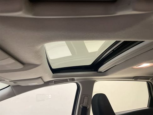 Used 2016 Honda Fit EX image 3