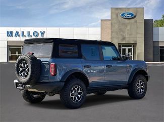 Used 2023 Ford Bronco Badlands video 2