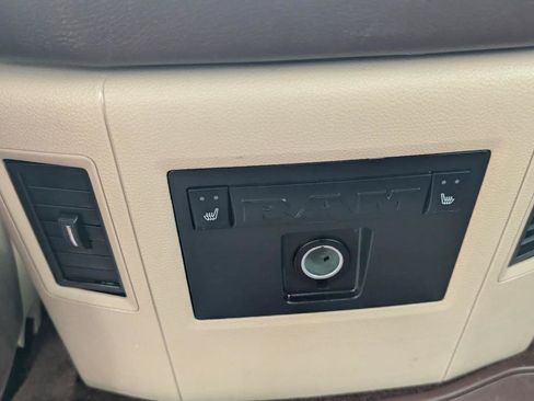 Used 2018 RAM 3500 Laramie Longhorn w/ Cold Weather Group AWD/4WD image 23