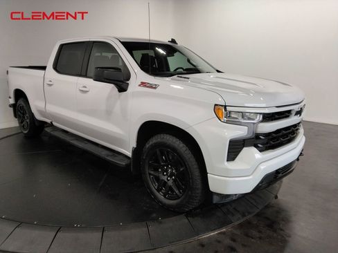 Used 2023 Chevrolet Silverado 1500 RST image 3