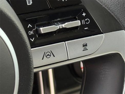 Certified 2022 Hyundai Tucson SEL image 11