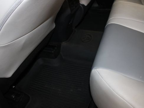 Used 2020 Toyota RAV4 XLE Premium AWD/4WD image 21