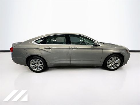 Used 2019 Chevrolet Impala LT image 4