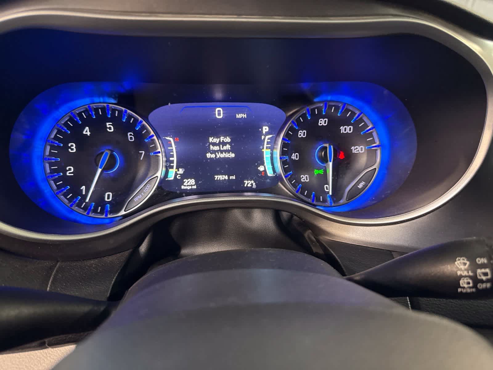 Used 2024 Chrysler Pacifica Touring-L FWD image 26