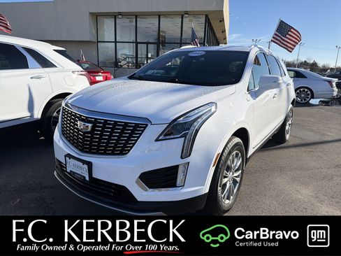 Certified 2022 Cadillac XT5 Premium Luxury image 1