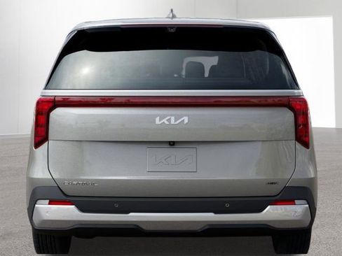 New 2026 Kia Carnival EX image 14