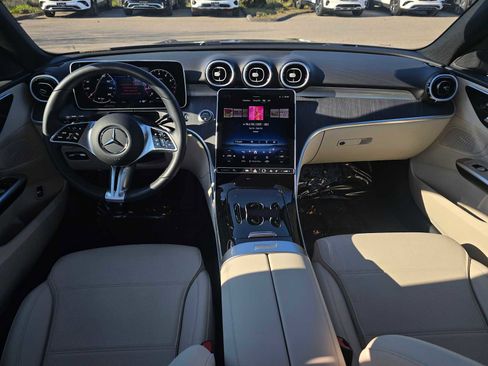 Used 2025 Mercedes-Benz C 300 Sedan image 20