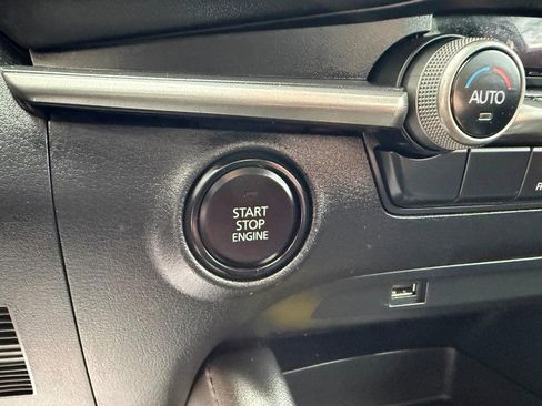 Used 2021 MAZDA MAZDA3 s FWD image 26