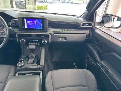 Certified 2024 Toyota Tacoma SR AWD/4WD image 43