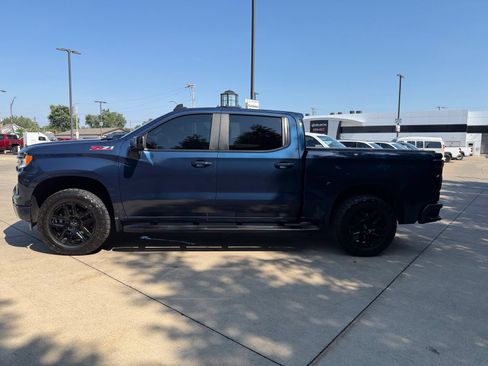 Used 2022 Chevrolet Silverado 1500 RST AWD/4WD image 9