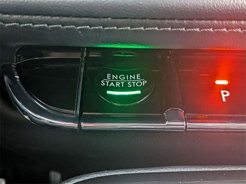 Used 2023 Lincoln Nautilus AWD image 21