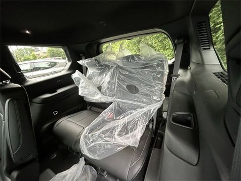 New 2025 Jeep Grand Cherokee L Limited image 14