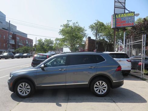 Used 2018 Volkswagen Tiguan SE FWD image 7