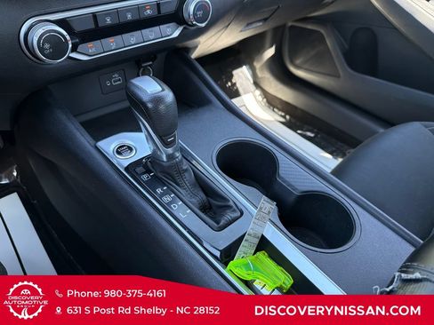 Certified 2022 Nissan Altima 2.5 S FWD image 17