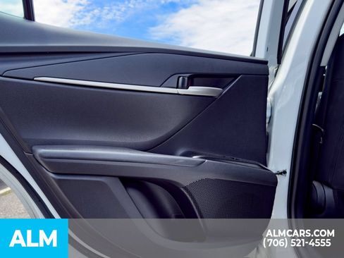 Used 2025 Toyota Camry LE FWD image 11