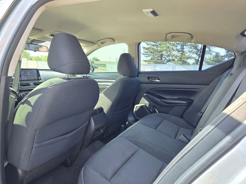Used 2021 Nissan Altima 2.5 SV FWD image 43