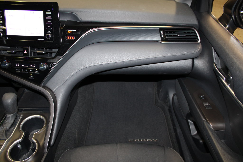 Used 2023 Toyota Camry LE FWD image 27