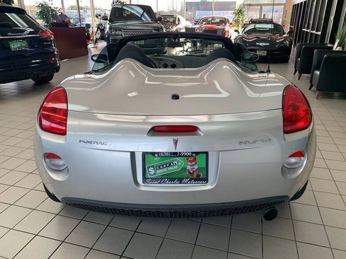 Used 2006 Pontiac Solstice Convertible w/ Premium Package RWD image 9
