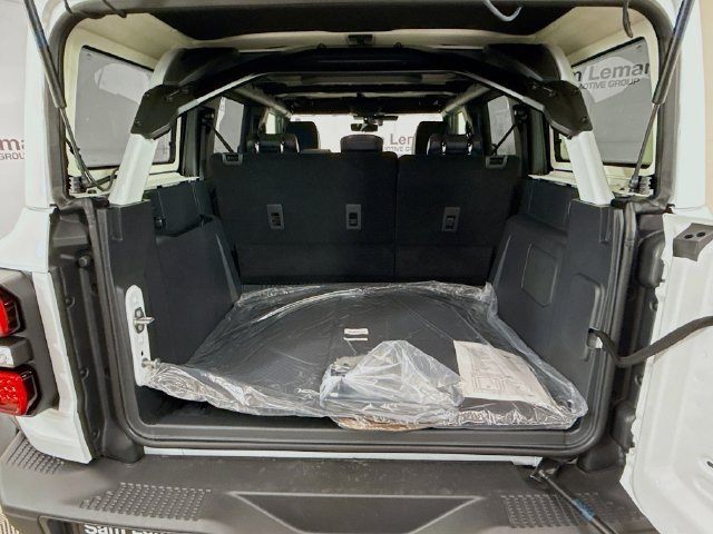 New 2026 Ford Bronco Raptor AWD/4WD image 26
