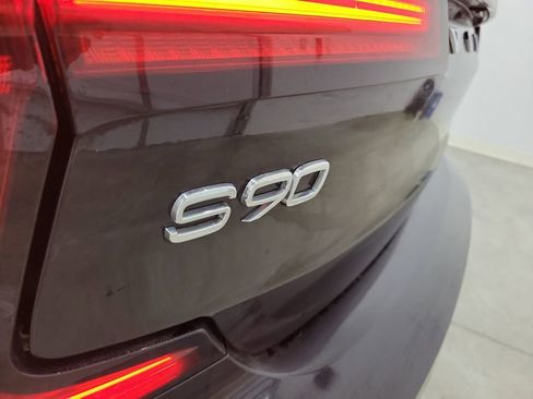 Certified 2023 Volvo S90 B6 Ultimate image 9