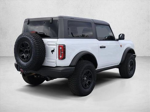 Used 2022 Ford Bronco Badlands AWD/4WD image 5